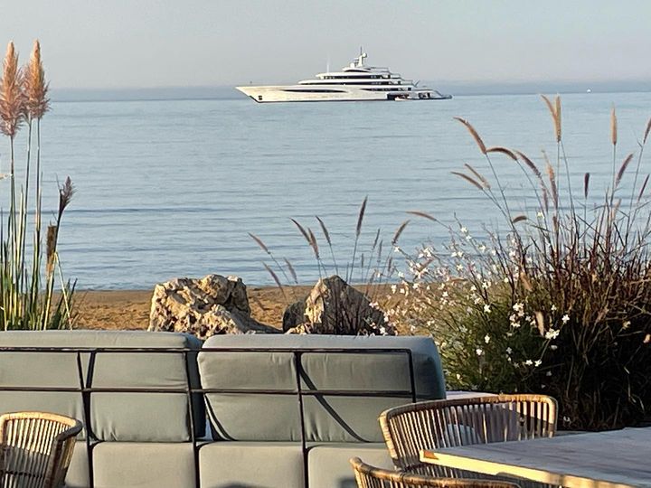 Lo yacht da sogno di Lawrence Stroll, fondatore di Aston Martin, fa tappa ad Agrigento